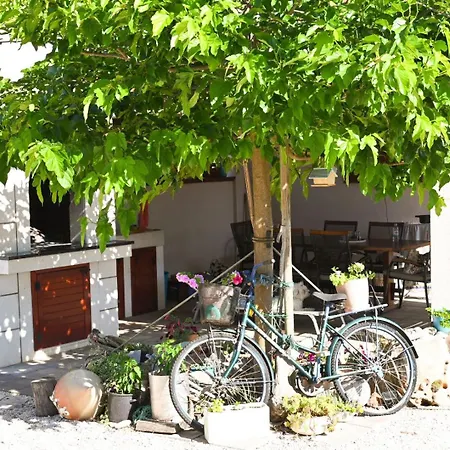 Apartmán Leonora *