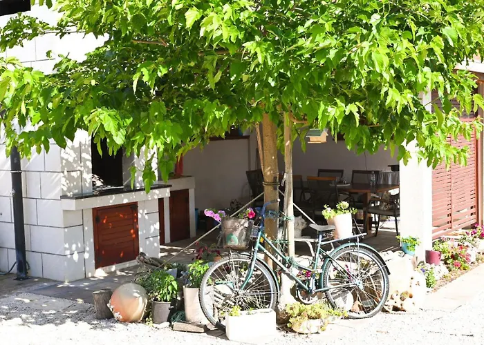 Apartmán Leonora *